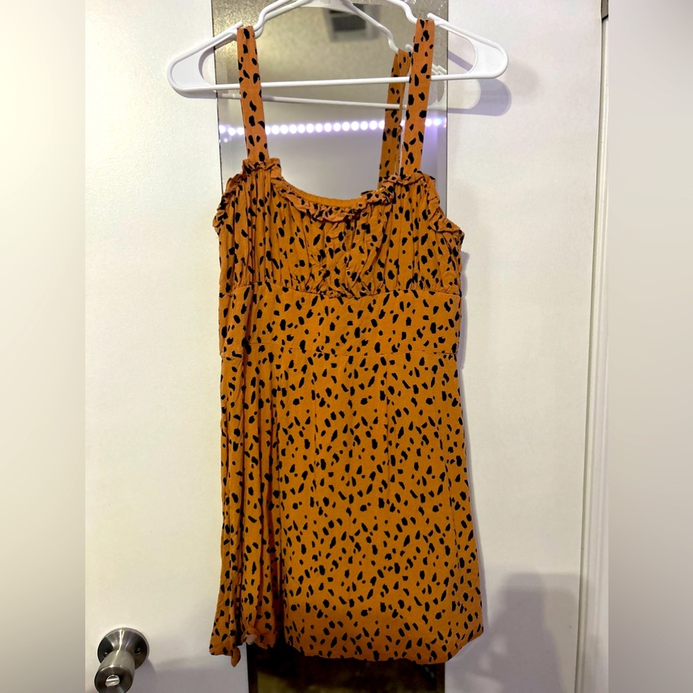 ✨Brand Francesca’s, Size Large, Color: Cheetah print✨